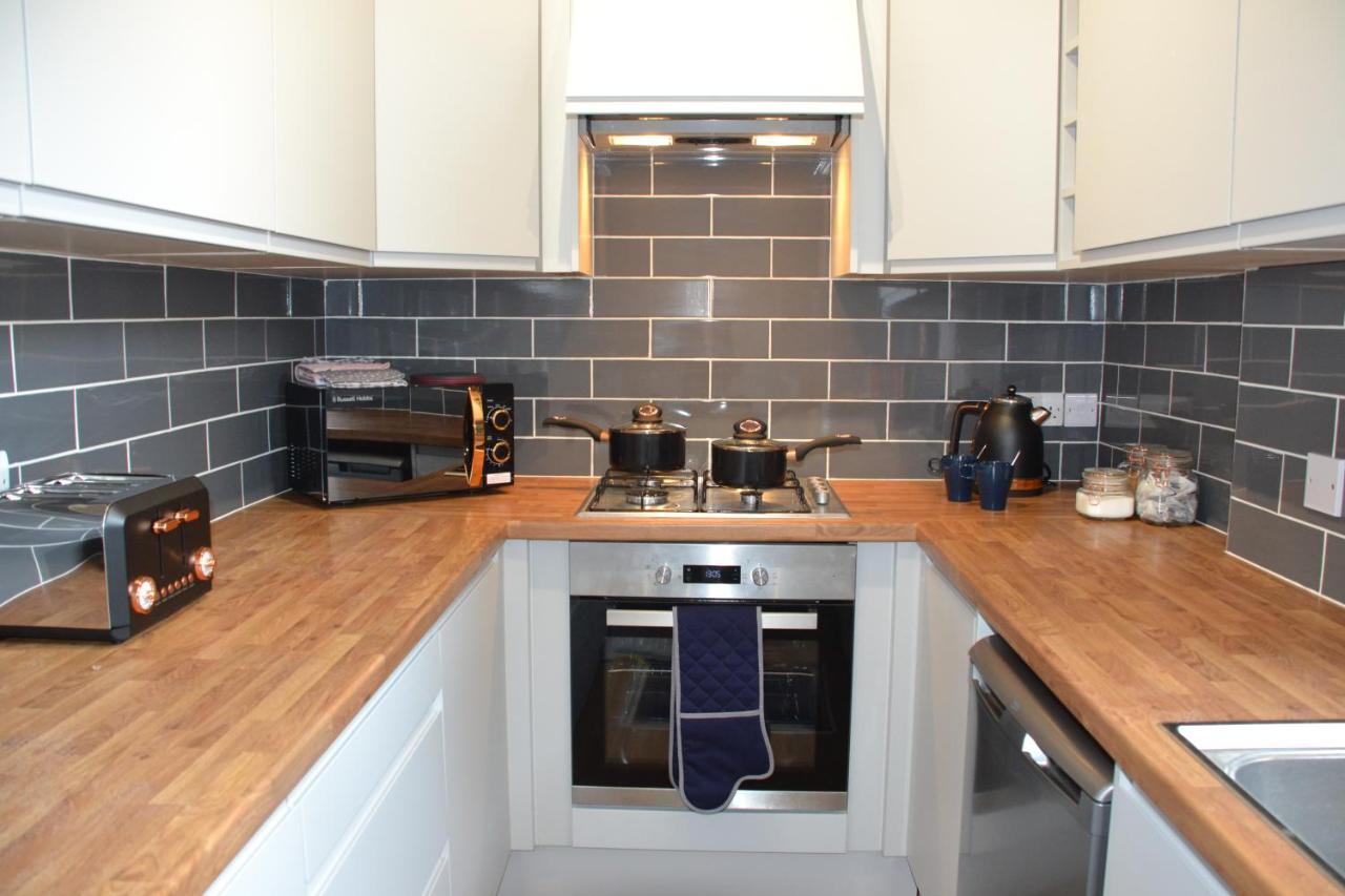 Mayflower 2 Bed Boutique Apartment - Stayseekers Salisbury Eksteriør billede